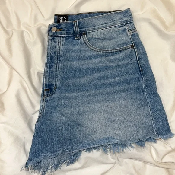 High Waisted Denim shorts - Picture 3 of 4